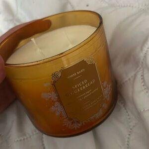 Spiced gingerbread candle